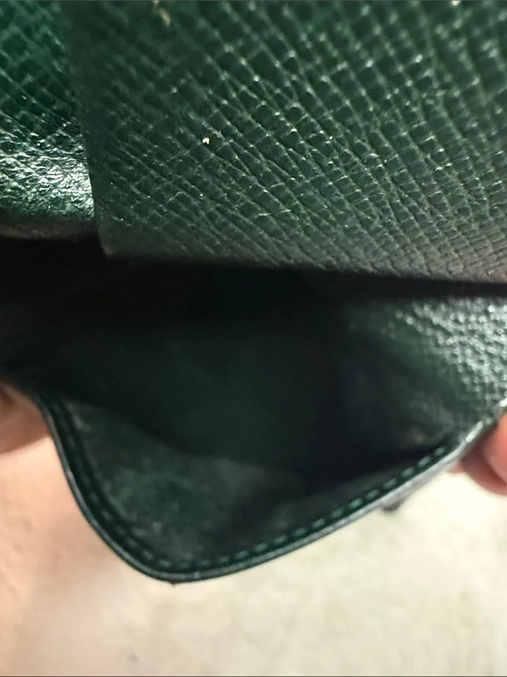 Louis Vuitton Compact Wallet Men’s Taiga Leather Bifold Dark Green Small France
